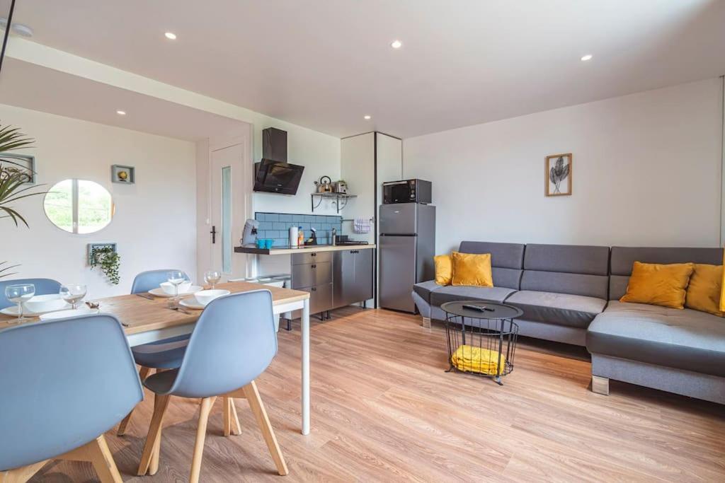 "Le Chaleureux" Appartement Pour 4 Personnes Isles-sur-Suippe Extérieur photo