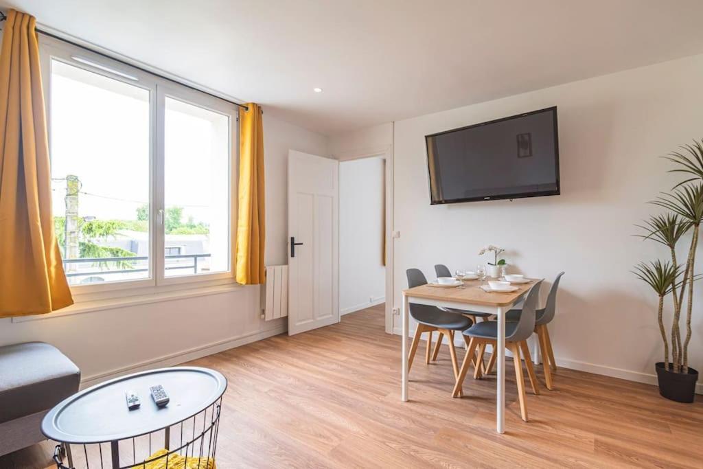 "Le Chaleureux" Appartement Pour 4 Personnes Isles-sur-Suippe Extérieur photo
